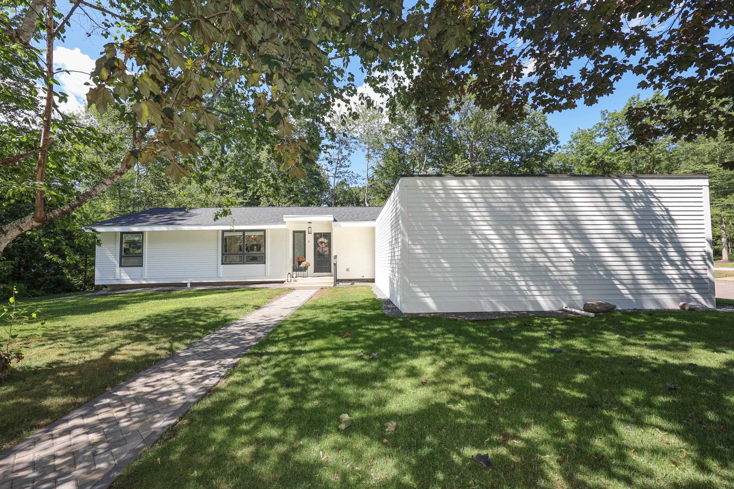 5 Dryden Avenue