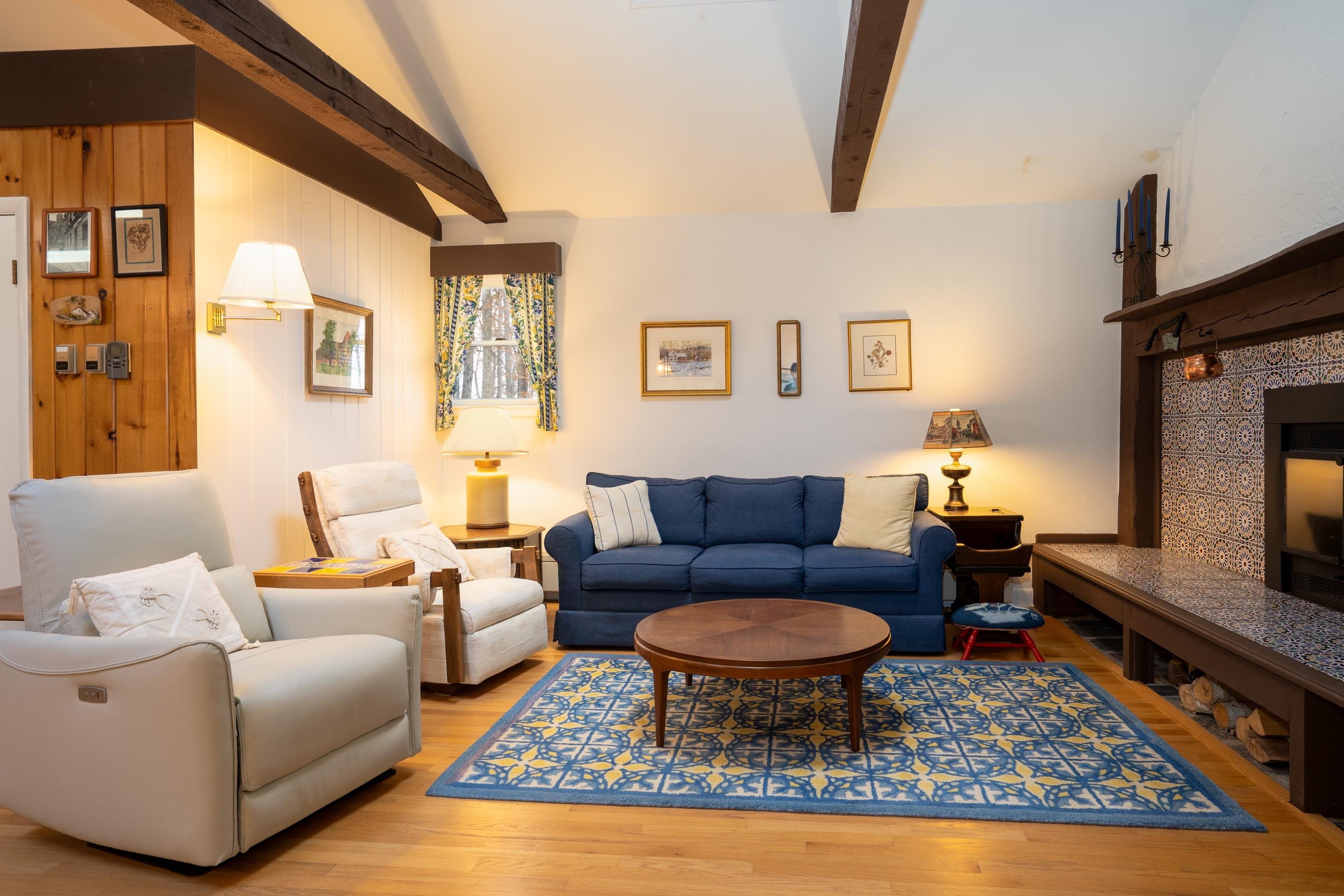 46-48 Lower Taylor Hill Road