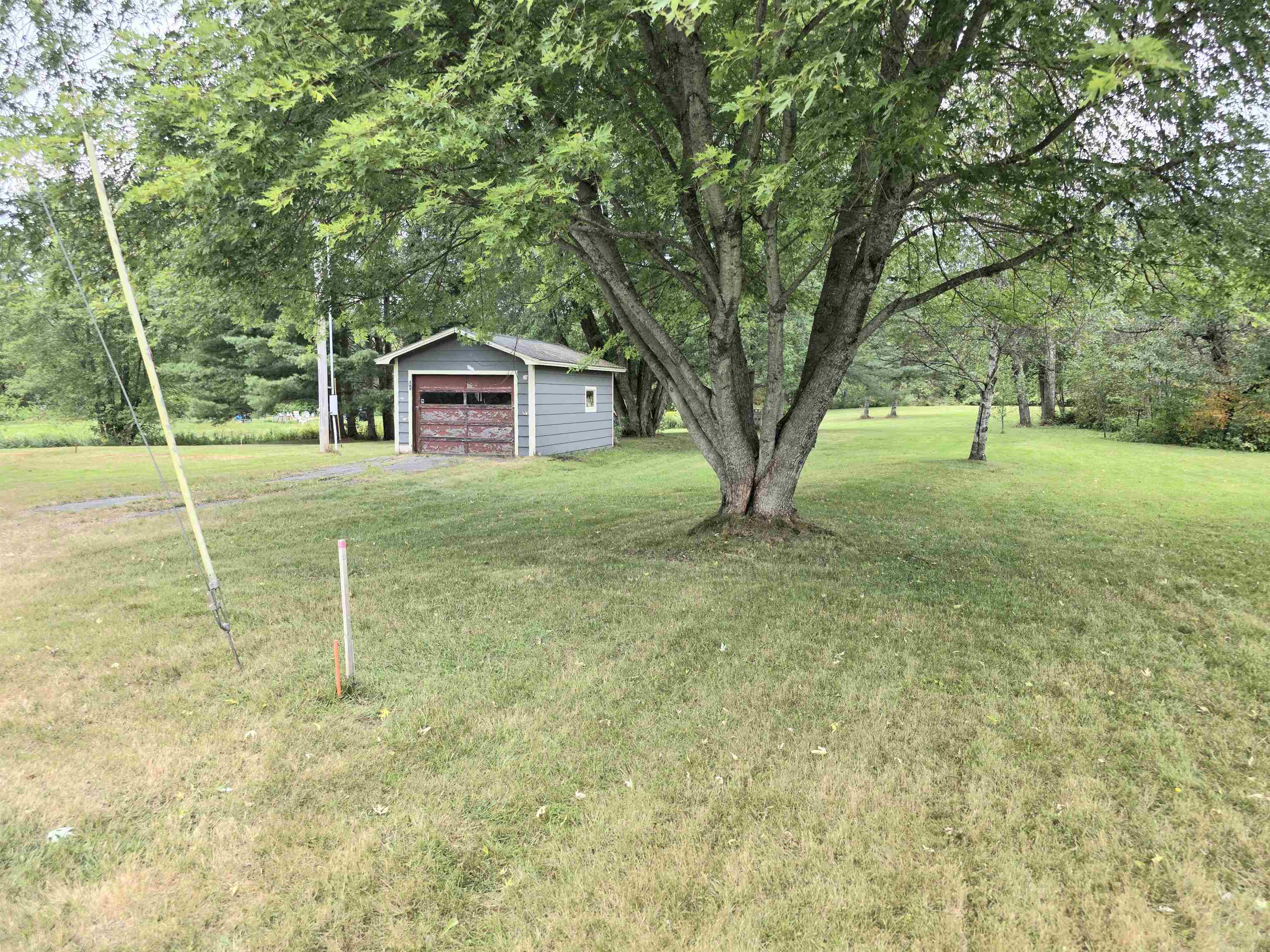 369 Hall Stream Road