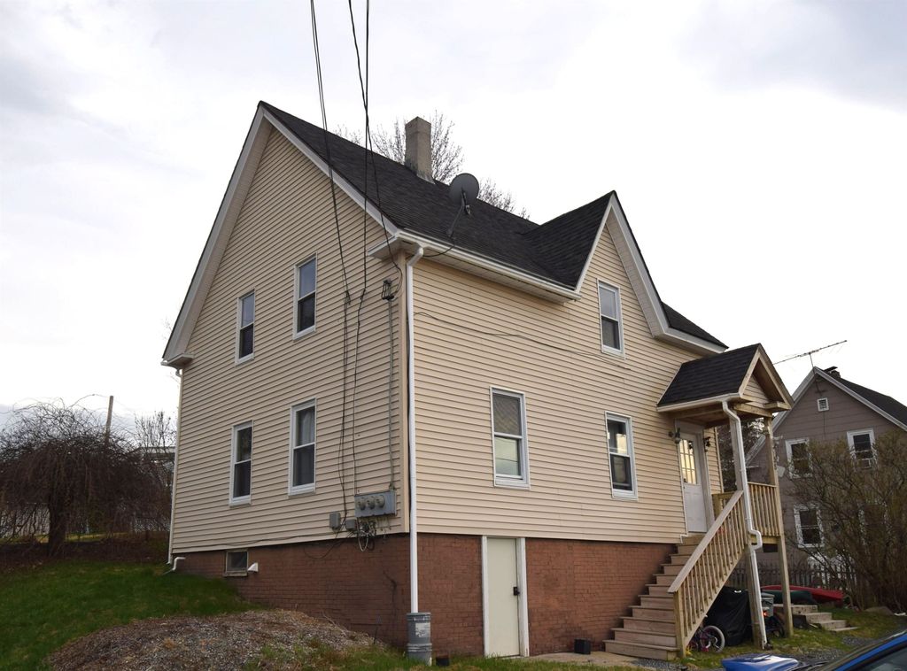 Photo of 38 Jannell Court, Epping, NH 03042 (MLS # 5086445)