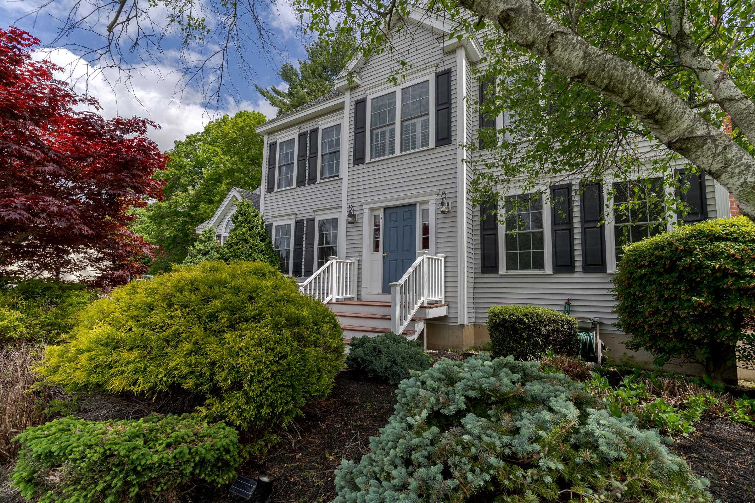 11 Hickory Pond Lane