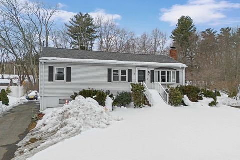 50 HAIGH Avenue Salem NH 03079