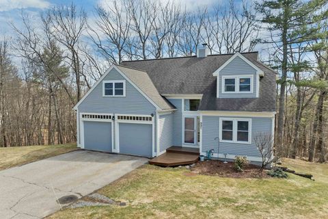 Photo of 331 Fox Run Road, Hudson, NH 03051 (MLS # 5079819)