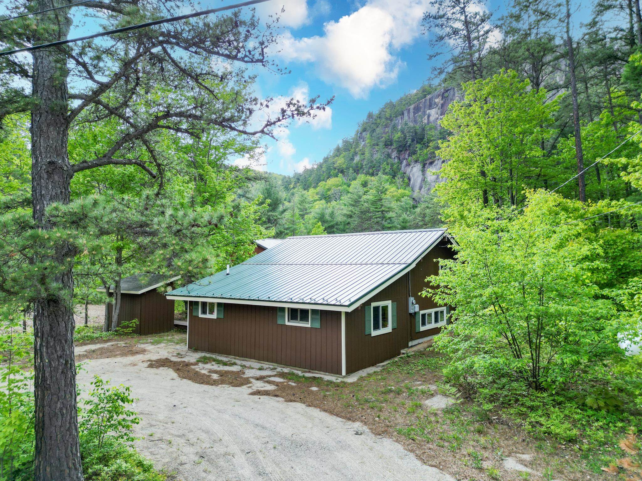 16 Merrimeeting Road