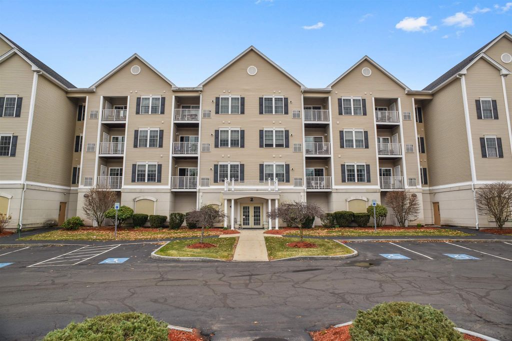 Photo of 59 Cluff Road #42, Salem, NH 03079 (MLS # 5082370)