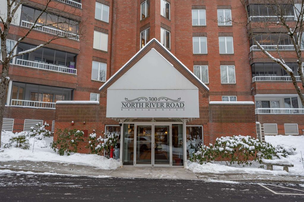 Photo of 300 River Road #501, Manchester, NH 03104 (MLS # 5082337)