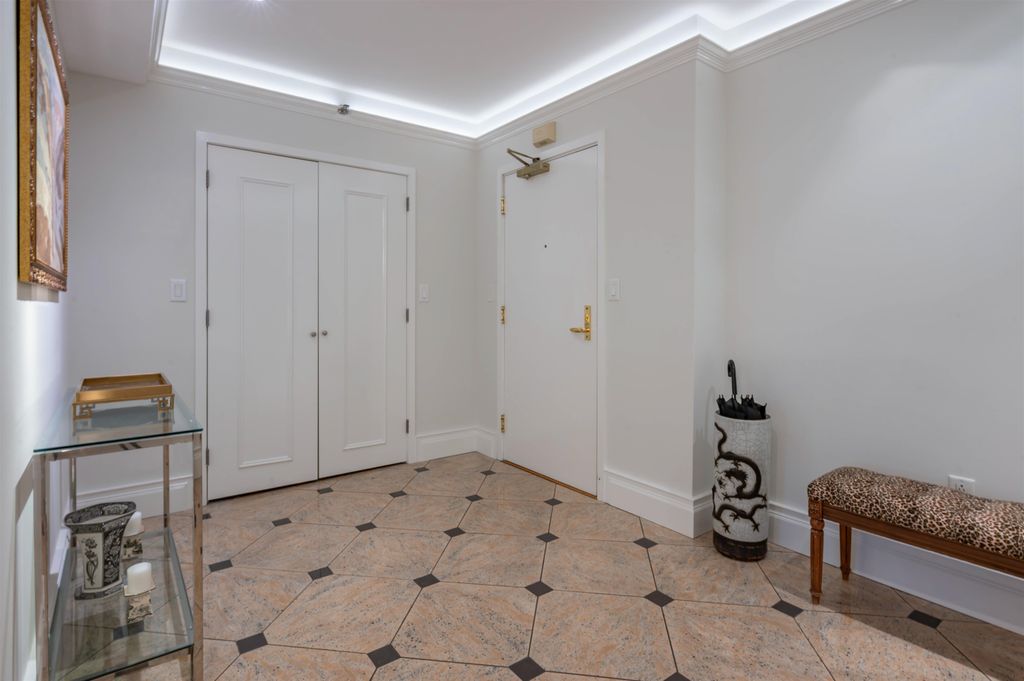 Photo of 300 River Road #501, Manchester, NH 03104 (MLS # 5082337)