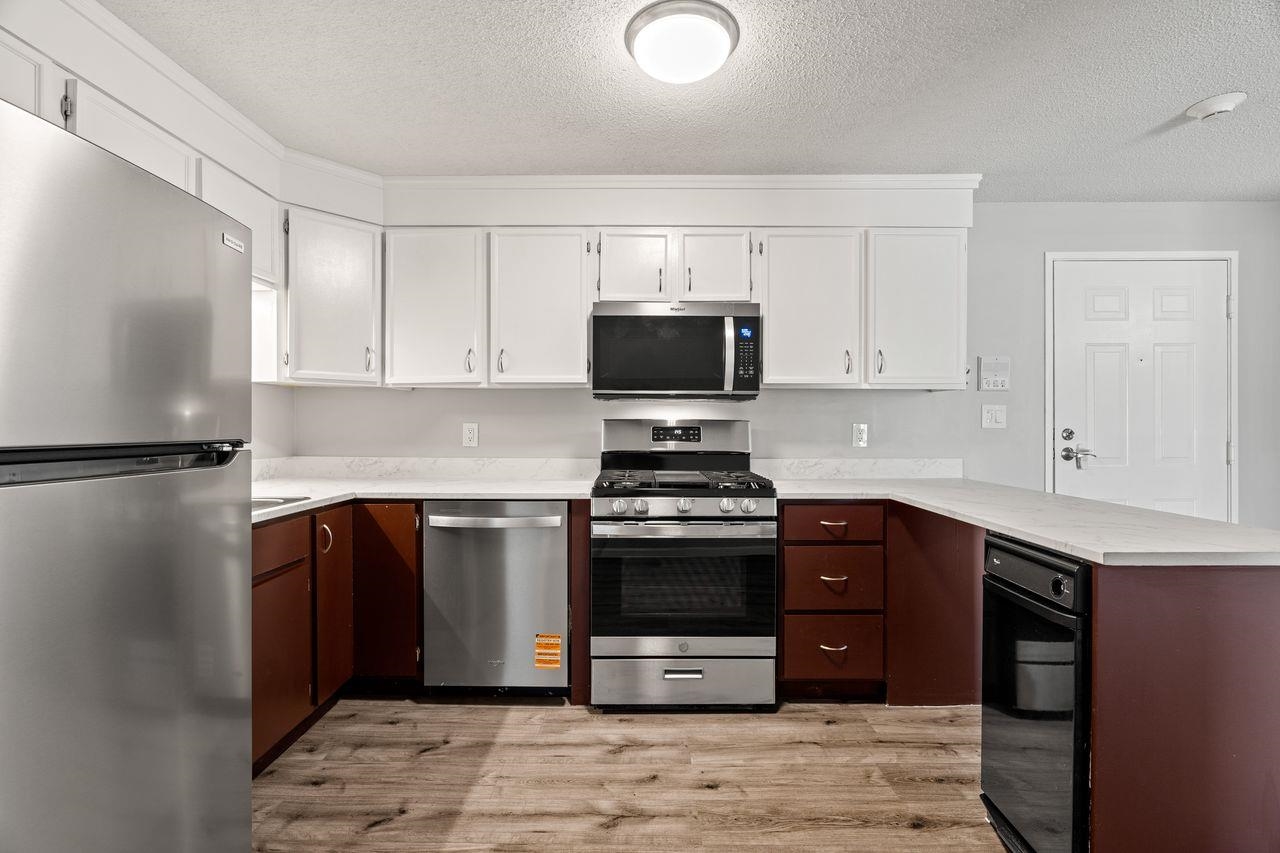 2 New Haven Drive E303