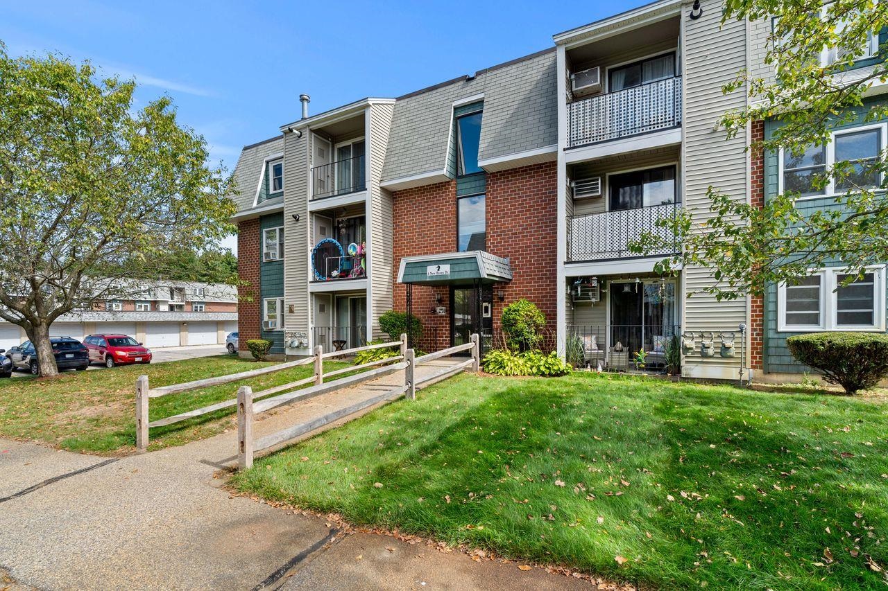 2 New Haven Drive E303