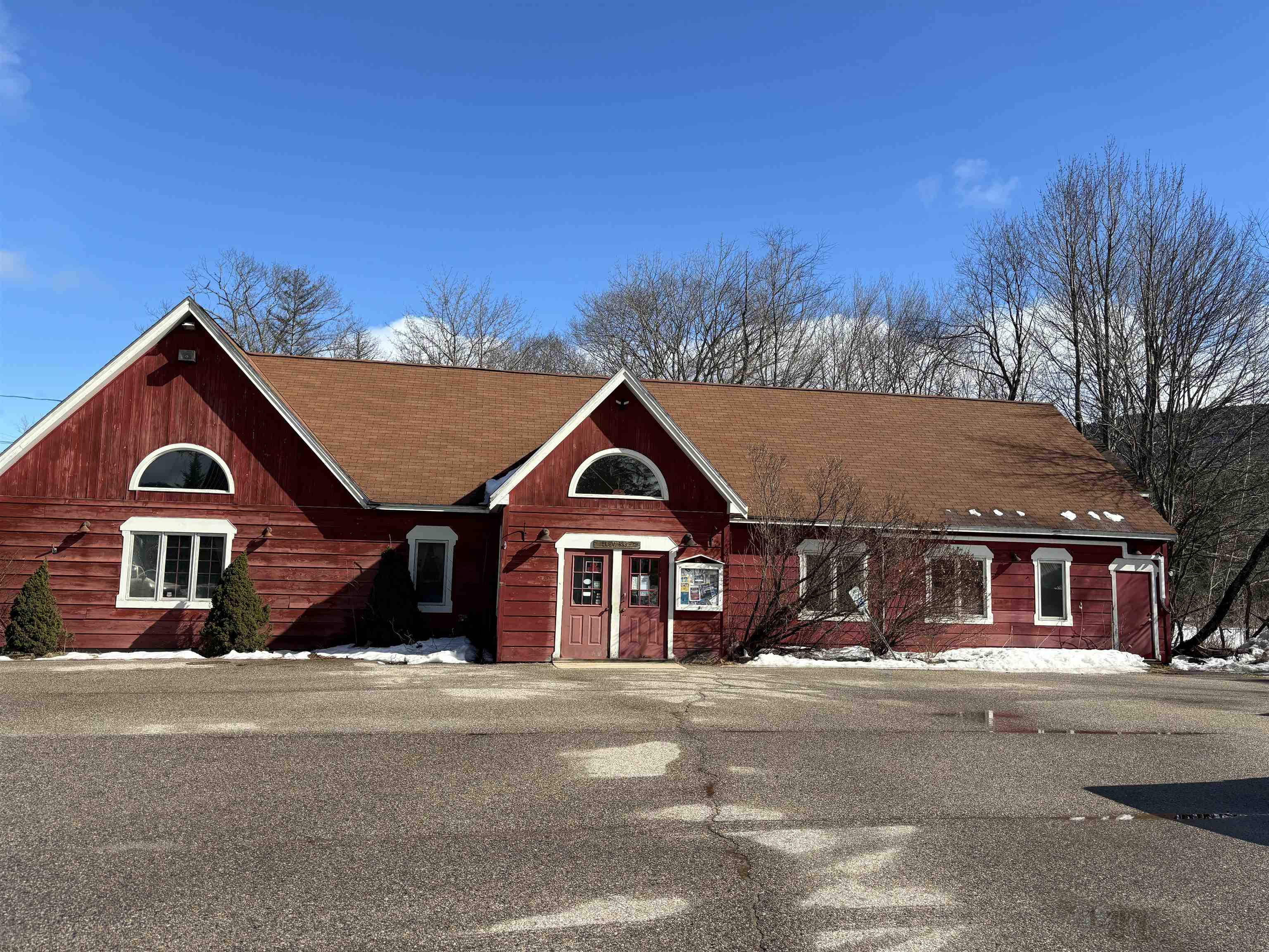 1279 US Route 302