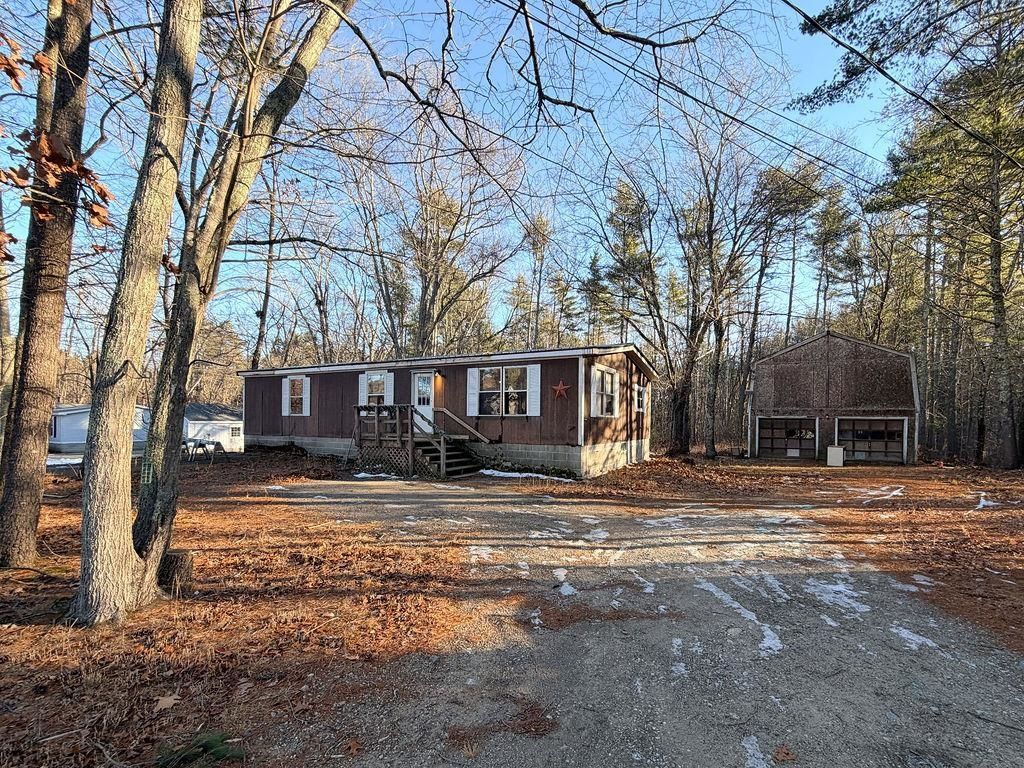 Photo of 7 Langs Lane, Newmarket, NH 03857 (MLS # 5073274)