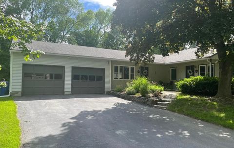 102 Juniper Ridge Shelburne VT 05403