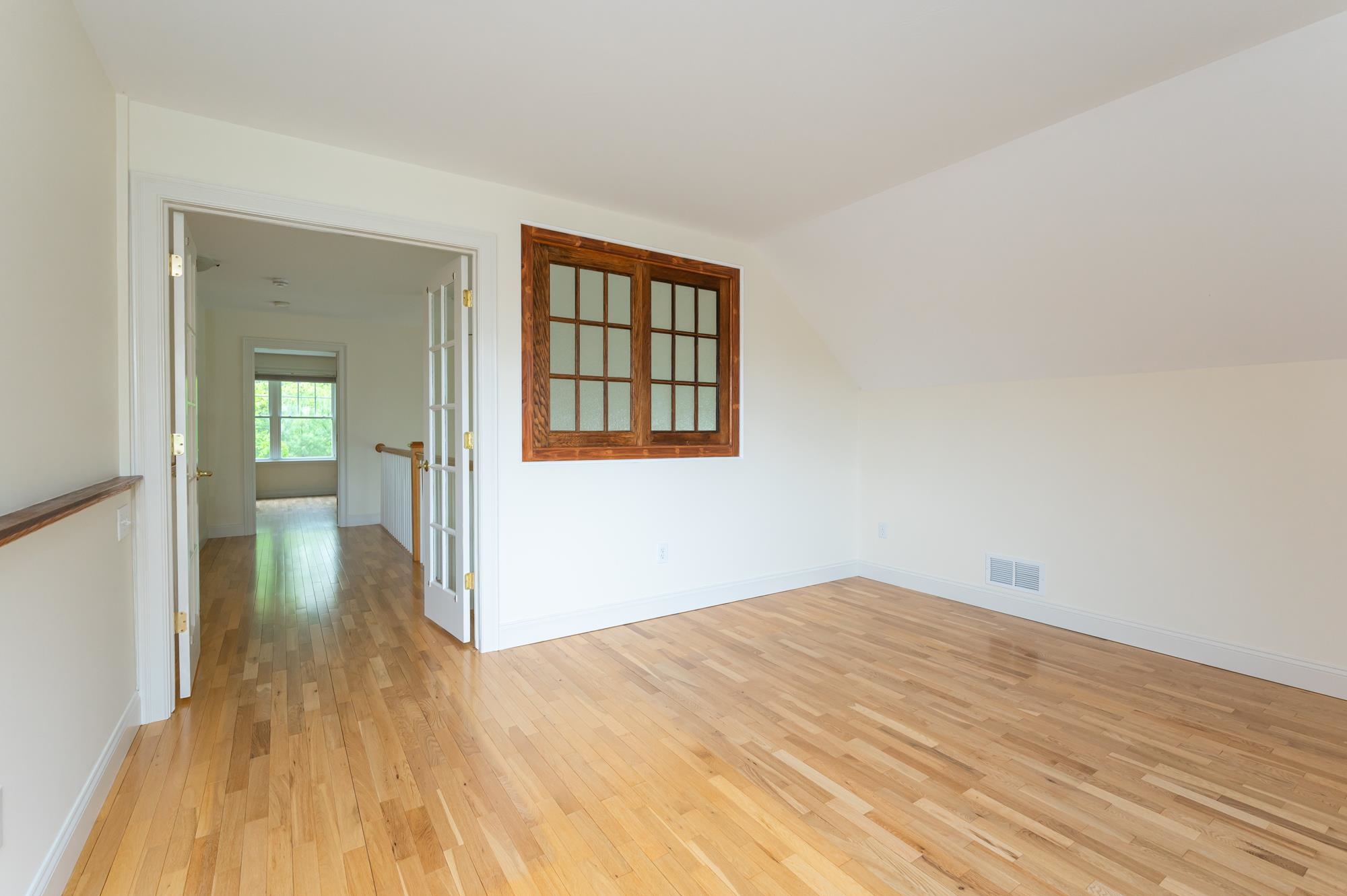 Amherst, New Hampshire 03031, United States, 3 Bedrooms Bedrooms, ,3 BathroomsBathrooms,Residential,Active,130795