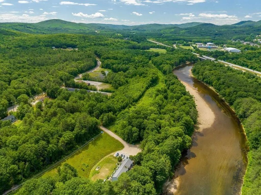 Photo of 21 Pemi River Heights, Holderness, NH 03245 (MLS # 5077919)