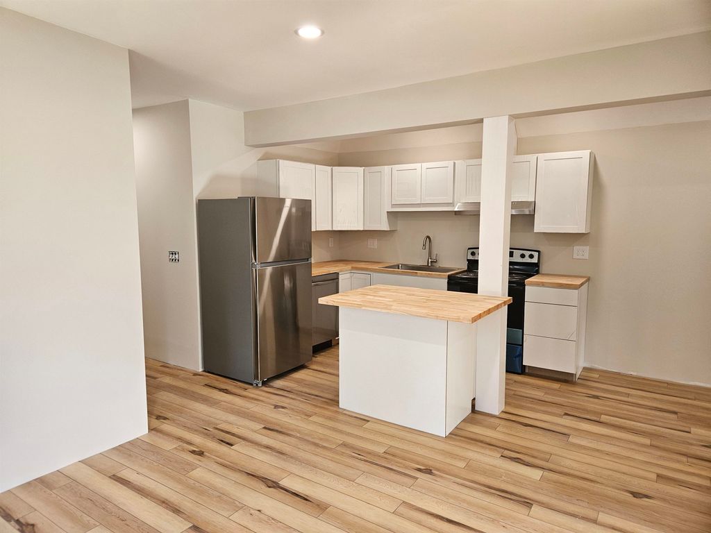 Photo of 30 Elm Street #Apt 2, Whitefield, NH 03598 (MLS # 5083342)