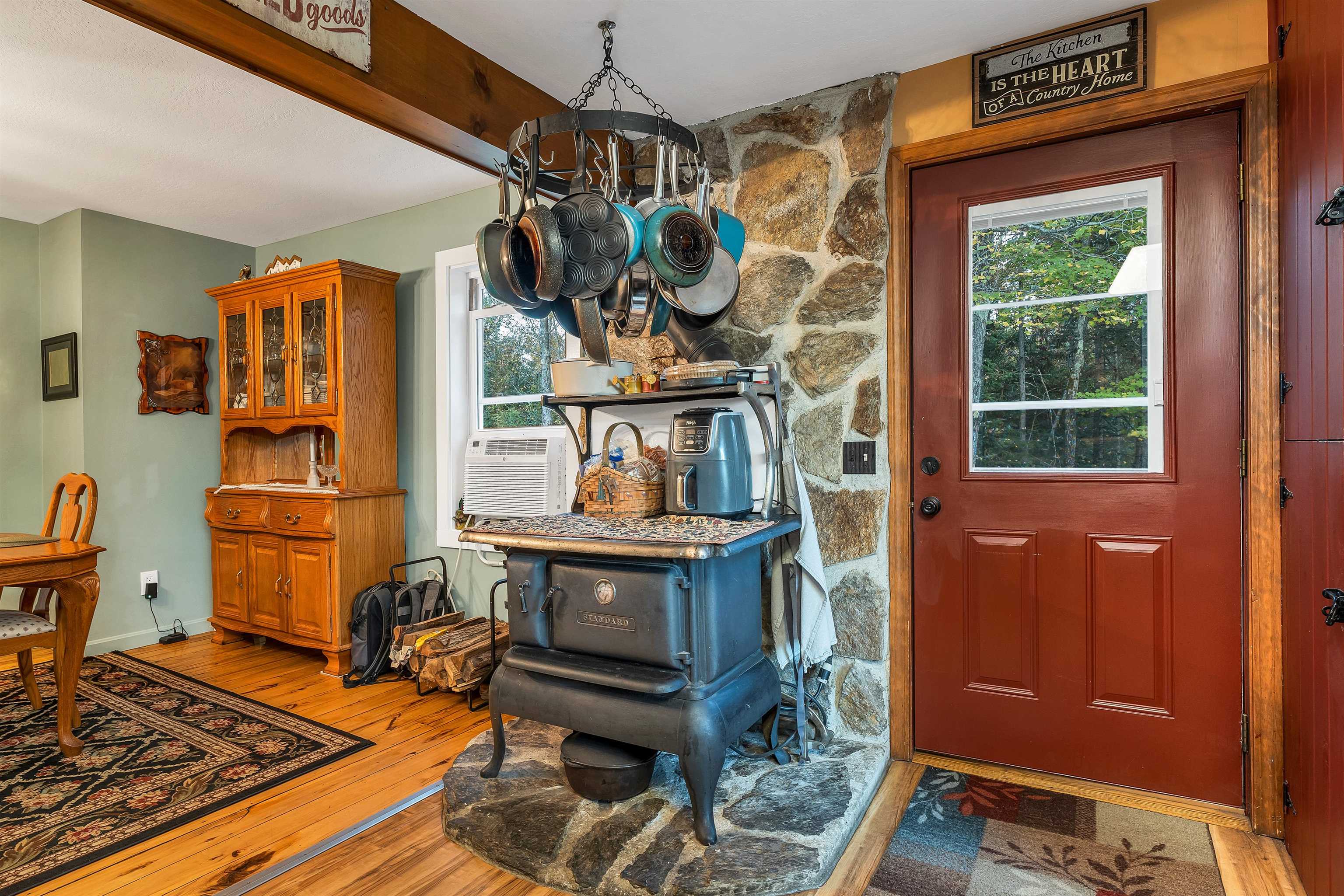 32 Rufus Mountain Road