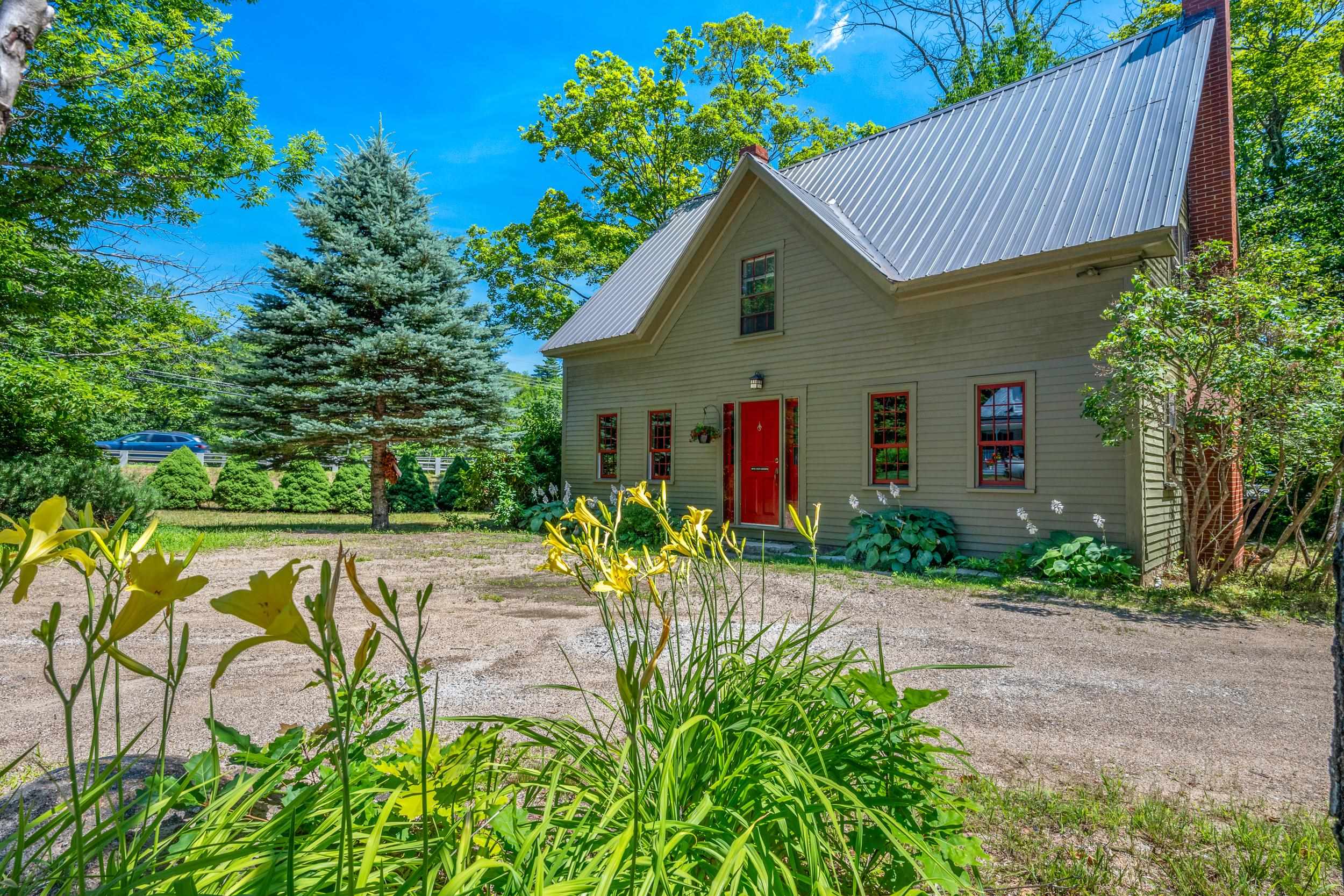 7 Goodrich Falls Road