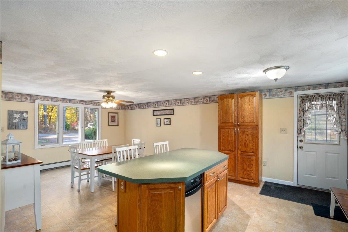 17 Maple Avenue