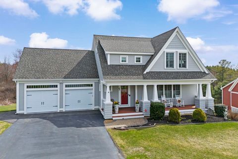 42 Grouse Run Pelham NH 03076