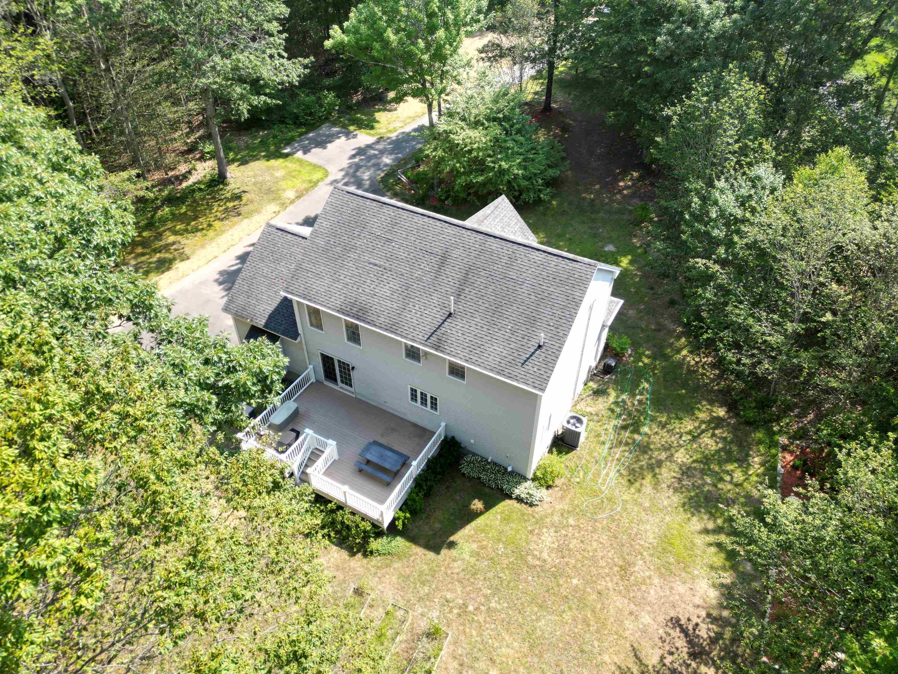 Deerfield, New Hampshire 03037, United States, 4 Bedrooms Bedrooms, ,2 BathroomsBathrooms,Residential,Active,174813