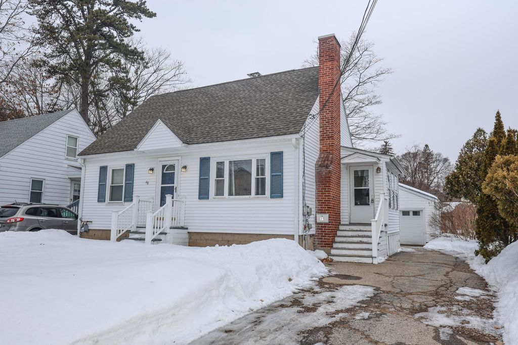 Photo of 21 Erie Street, Manchester, NH 03102 (MLS # 5078399)
