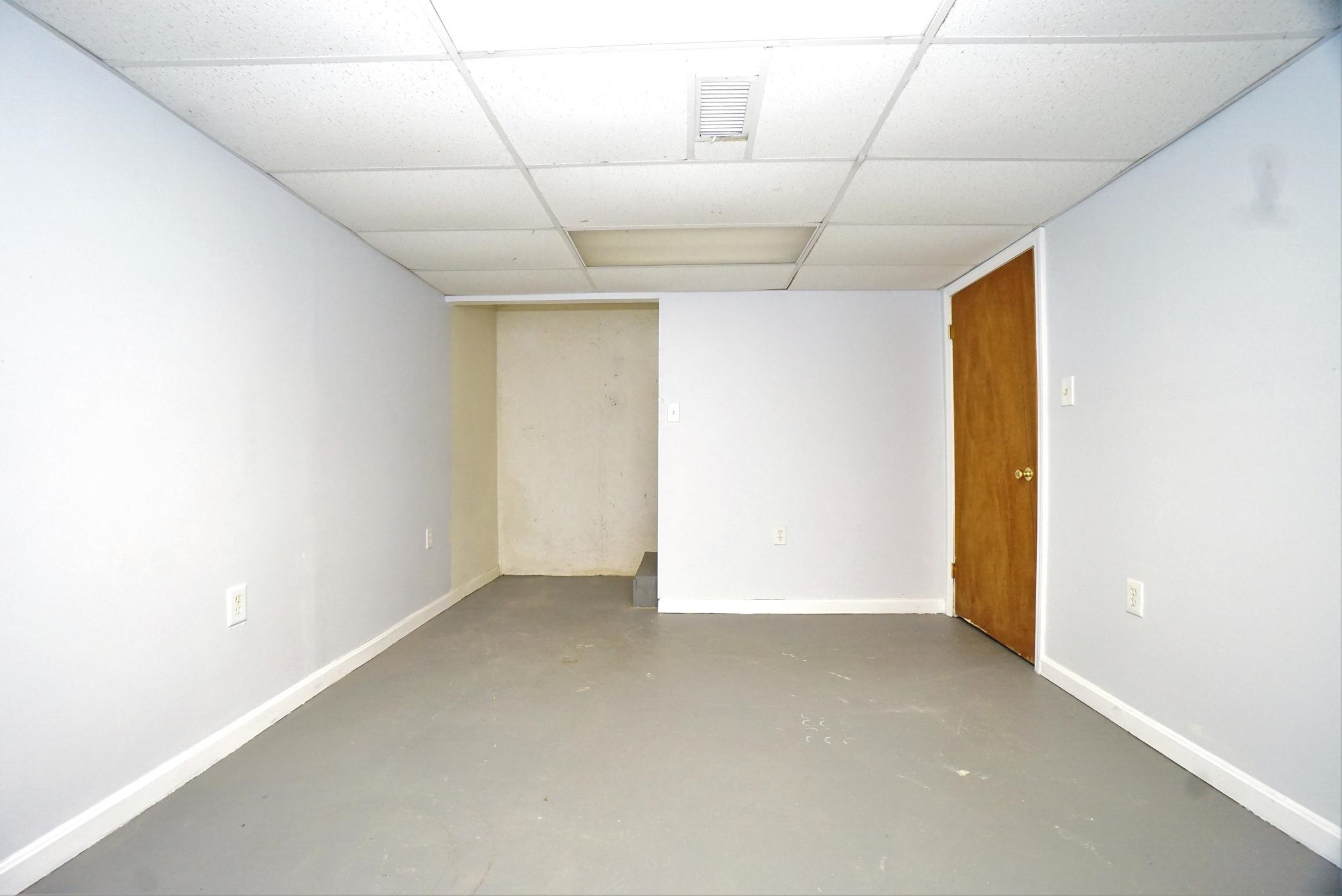 Milford, New Hampshire 03055, United States, 2 Bedrooms Bedrooms, ,2 BathroomsBathrooms,Residential,Pending,115427