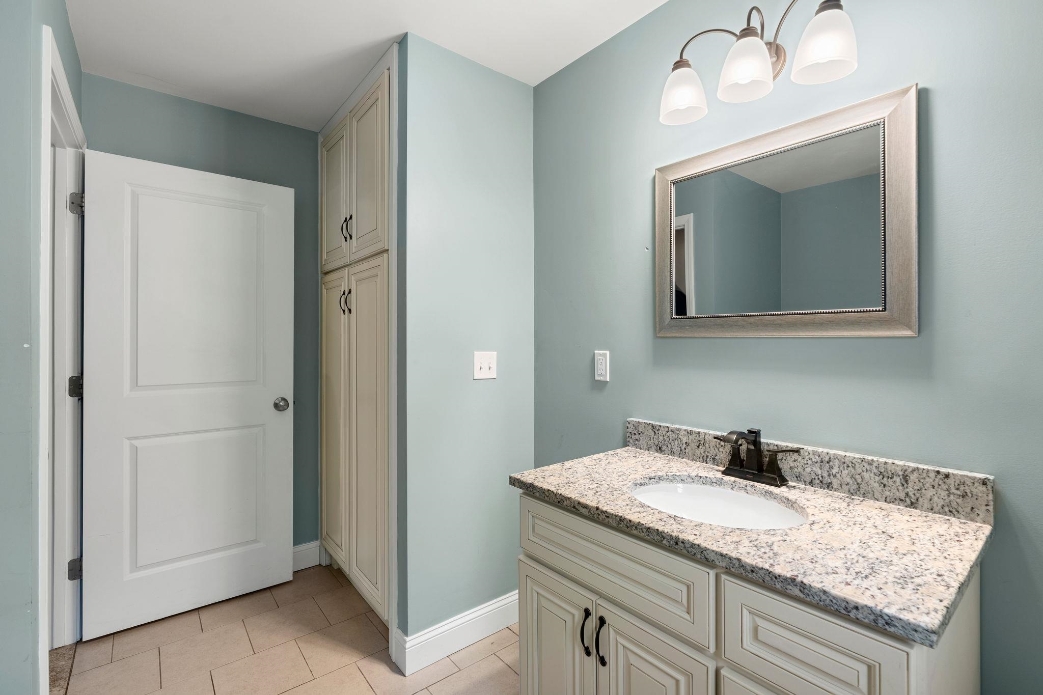 32 Dennison Avenue