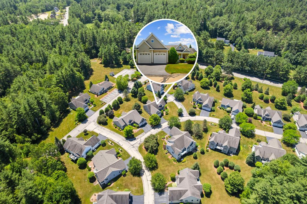 Photo of 4 Appleton Way, Amherst, NH 03031 (MLS # 5066034)