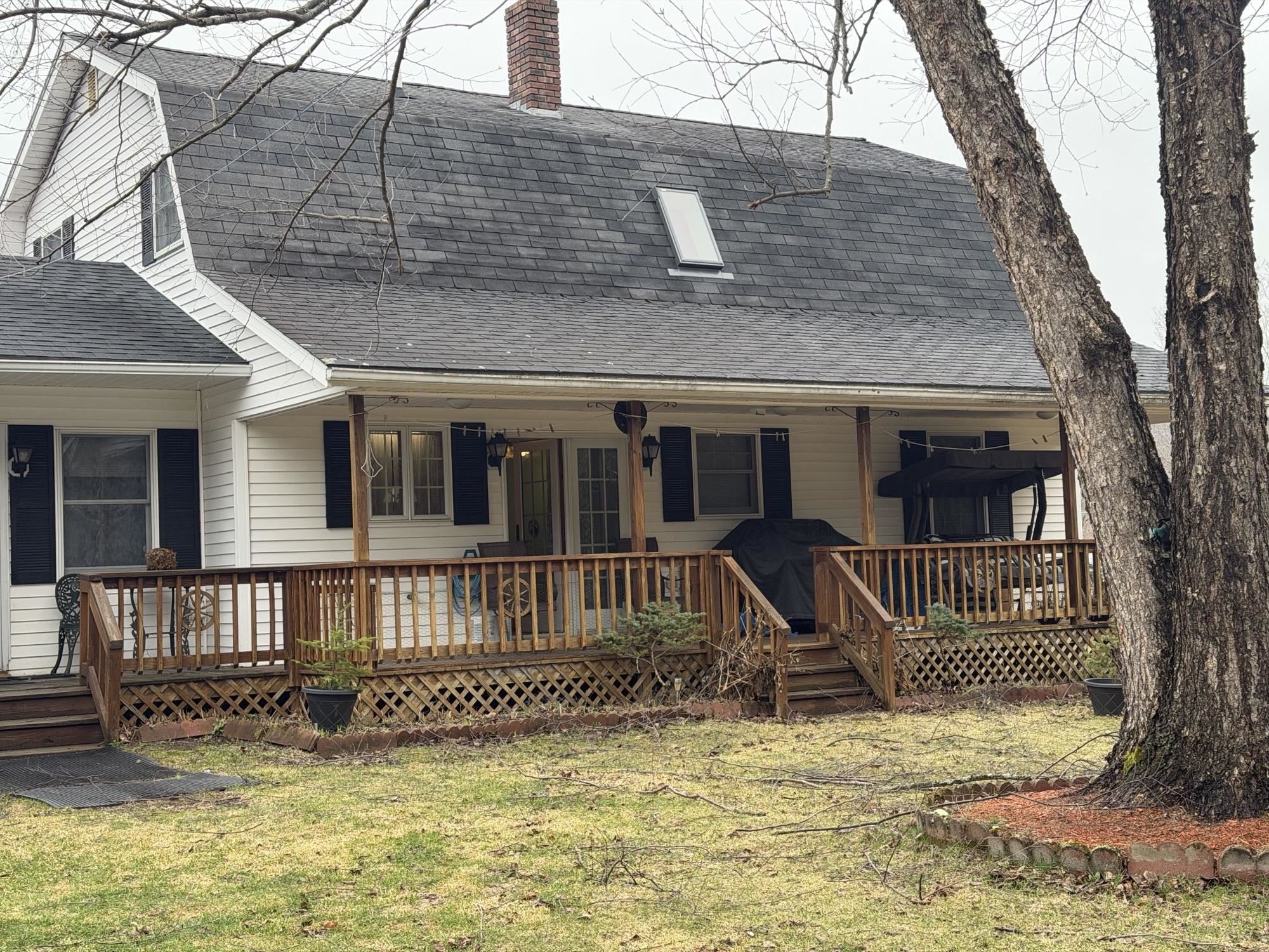 3724 Vt Route 105 Road