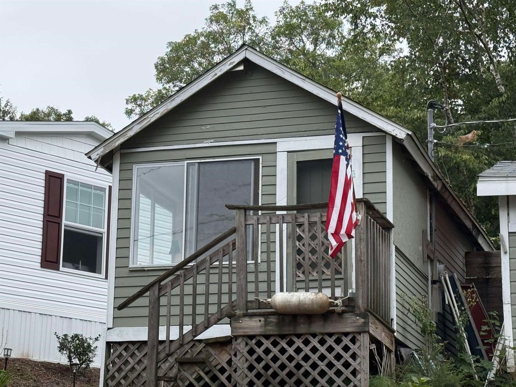 Photo of 24 Dock Road #22, Gilford, NH 03249 (MLS # 5058878)