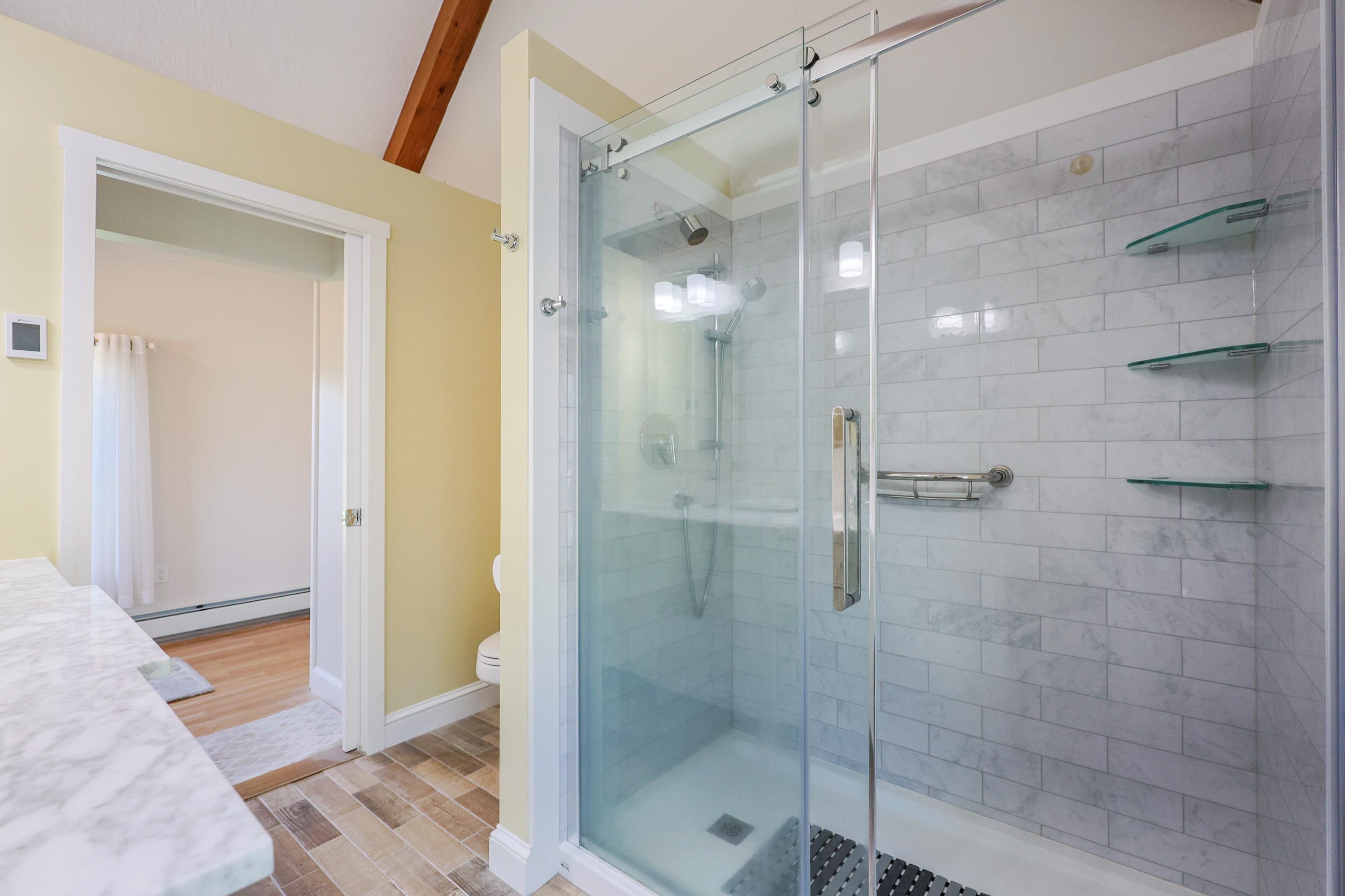 Plaistow, New Hampshire 03865, United States, 5 Bedrooms Bedrooms, ,5 BathroomsBathrooms,Residential,Active,130582