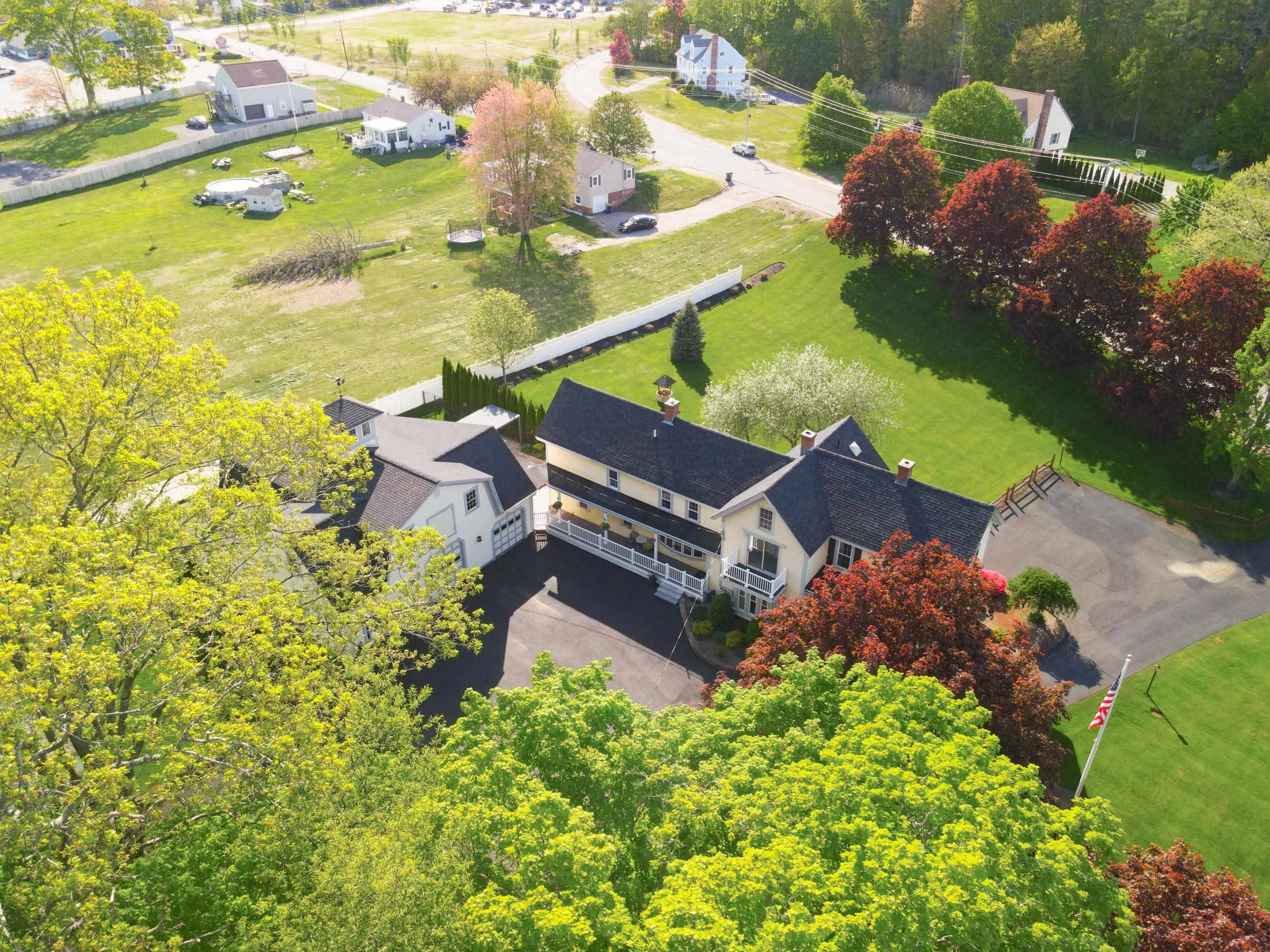 Plaistow, New Hampshire 03865, United States, 5 Bedrooms Bedrooms, ,5 BathroomsBathrooms,Residential,Active,130582