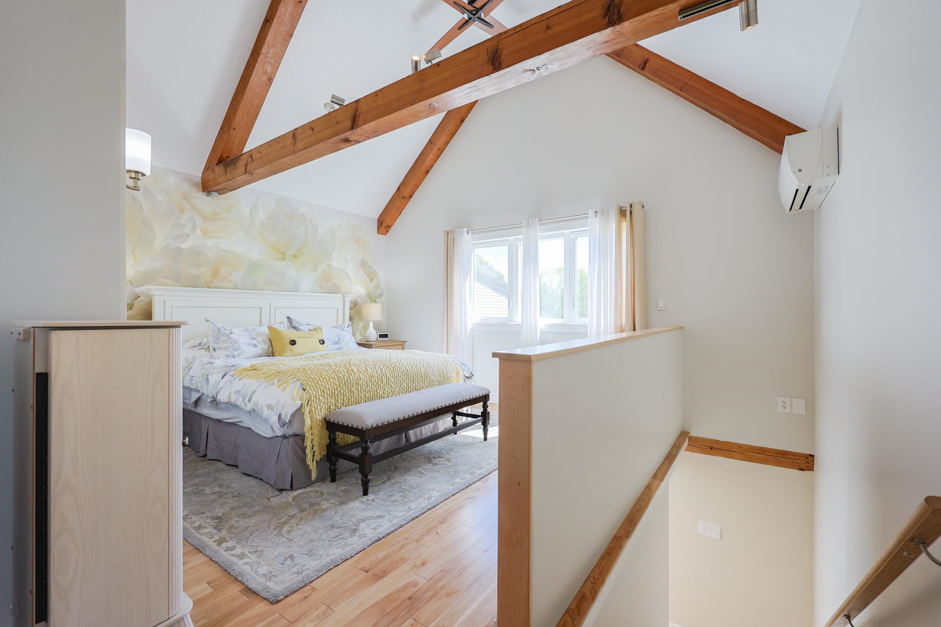 Plaistow, New Hampshire 03865, United States, 5 Bedrooms Bedrooms, ,5 BathroomsBathrooms,Residential,Active,130582