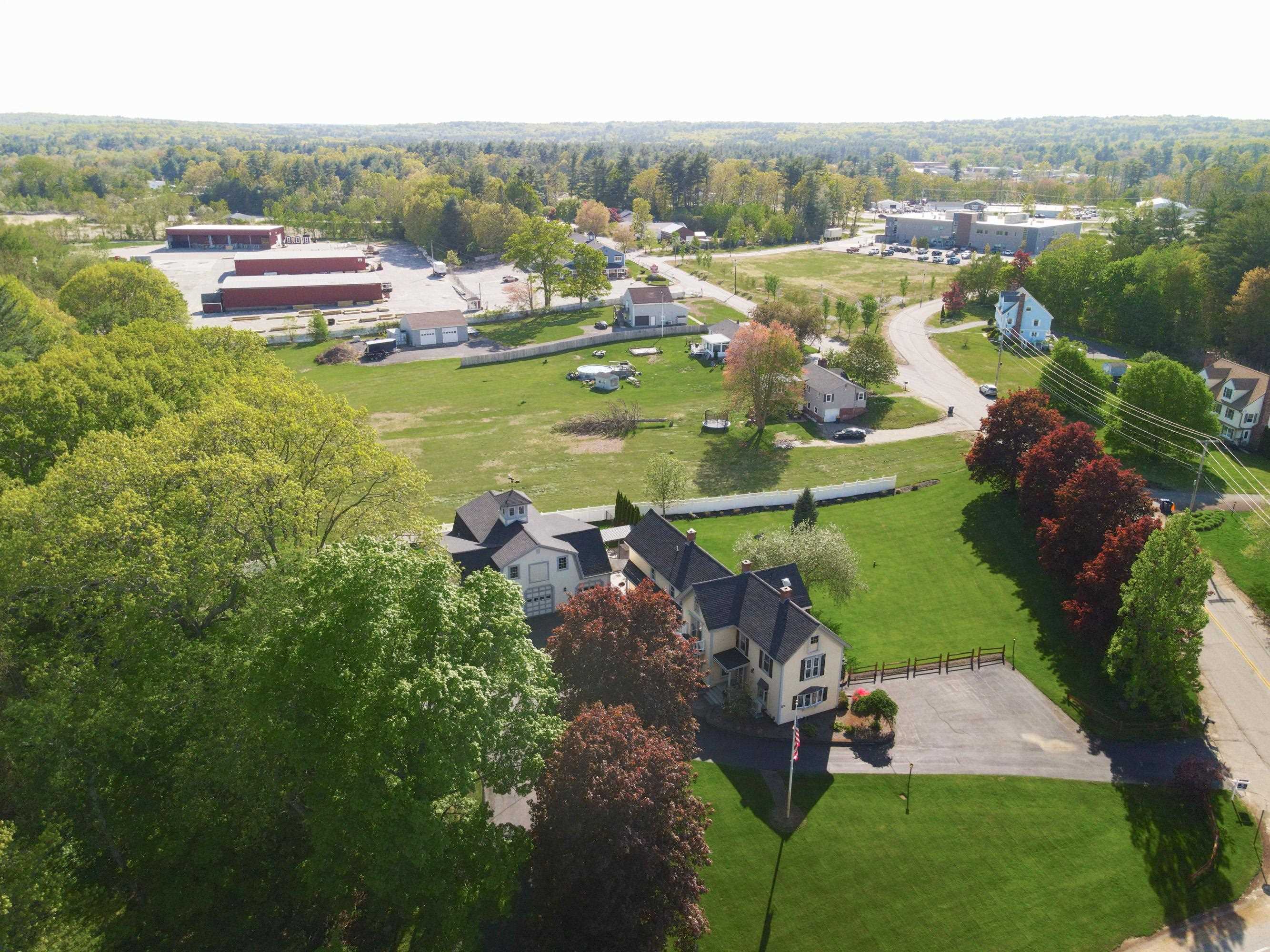 Plaistow, New Hampshire 03865, United States, 5 Bedrooms Bedrooms, ,5 BathroomsBathrooms,Residential,Active,130582