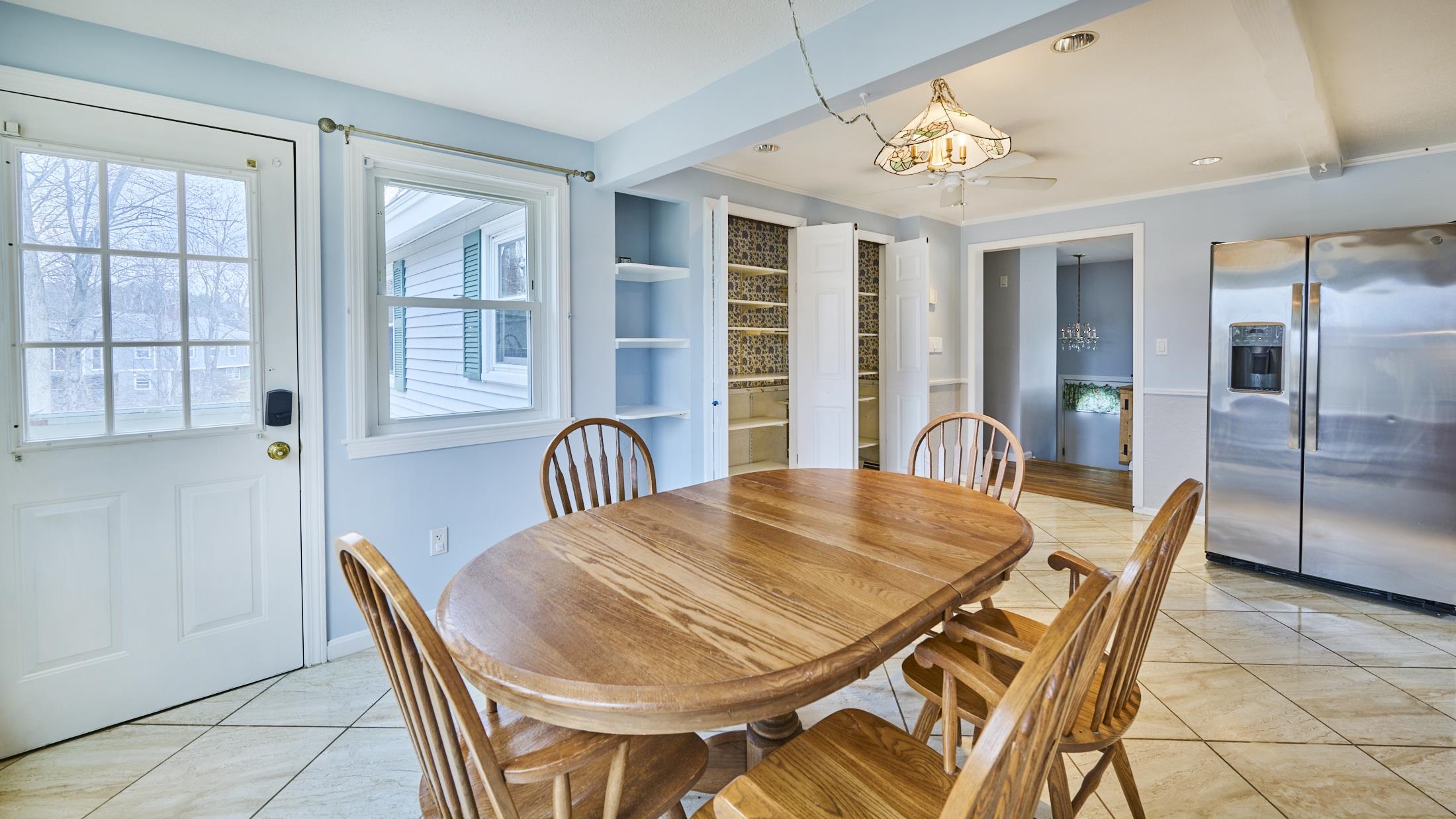 5 Holiday Avenue
