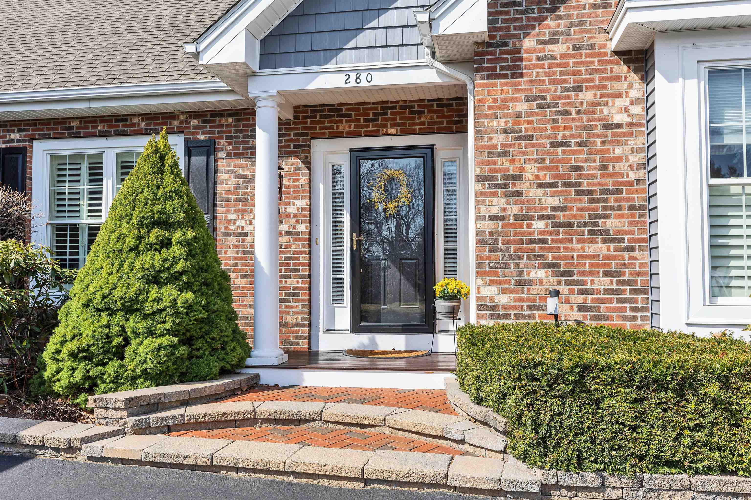 280 Sylvan Lane