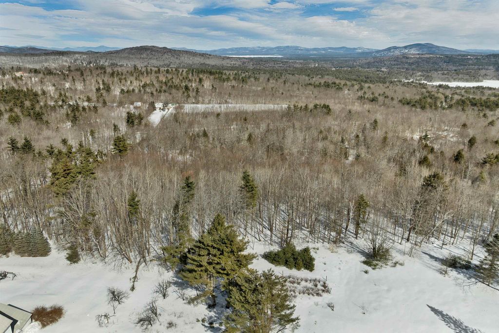 Photo of 5 Phineas Graves Road, Tuftonboro, NH 03816 (MLS # 5078208)