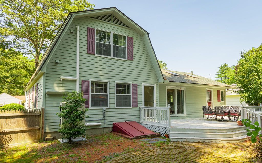 Photo of 17 Leahy Road, Keene, NH 03431 (MLS # 5054637)