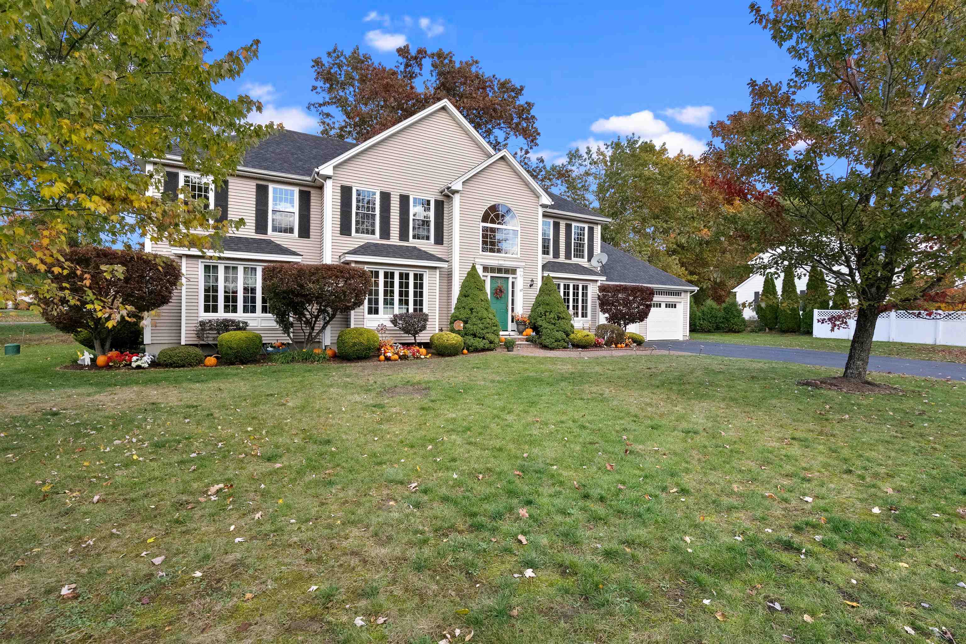 17 Meredith Road