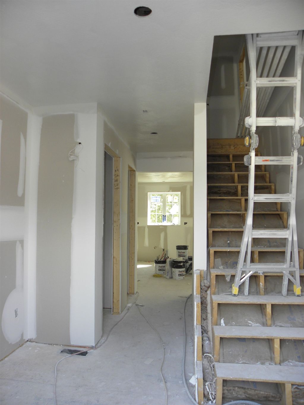 Photo of 317 Karatzas Avenue #Lot 18, Manchester, NH 03104 (MLS # 5059450)
