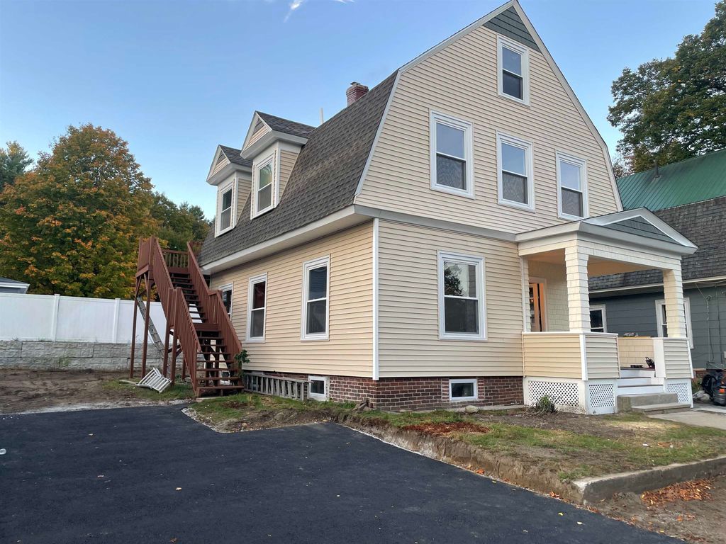 Photo of 118 W Hillcrest Avenue, Manchester, NH 03103 (MLS # 5065432)