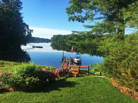 25 Nute Road Dover NH 03820