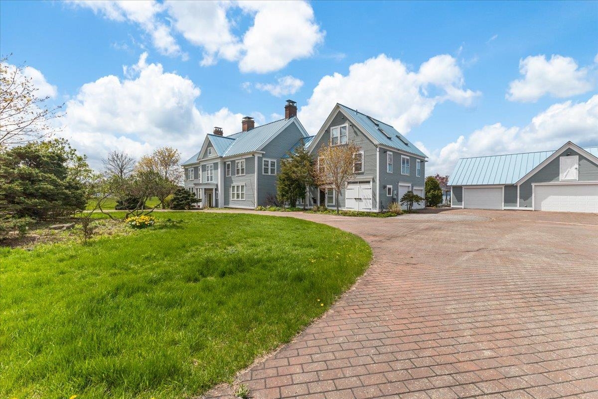 30 Lake Road