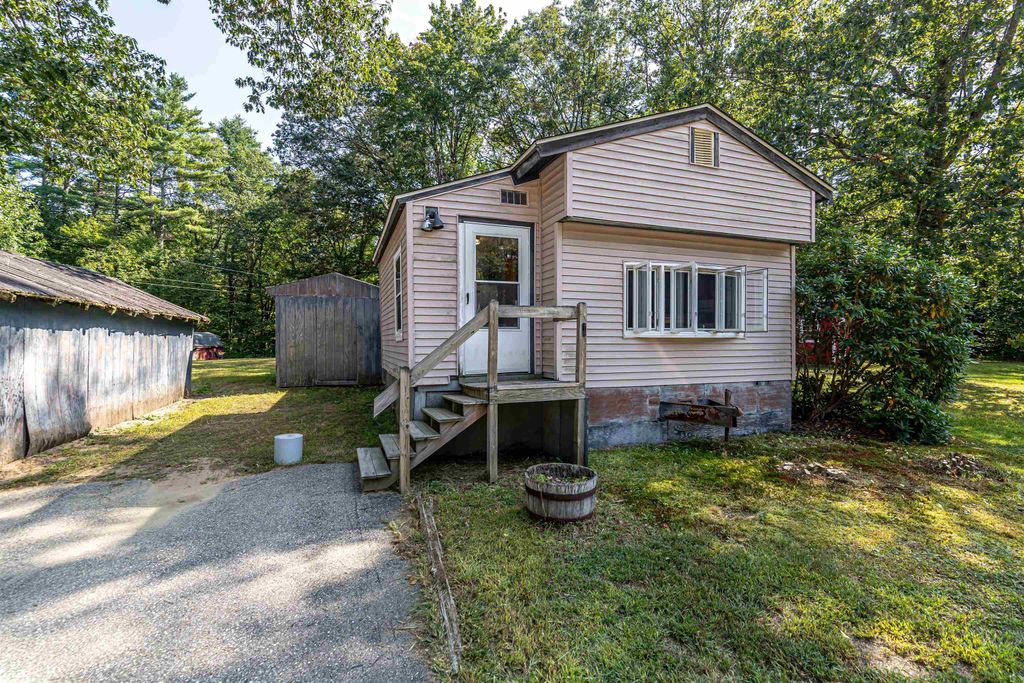 Photo of 19 Bailey Drive, Boscawen, NH 03303 (MLS # 5064563)
