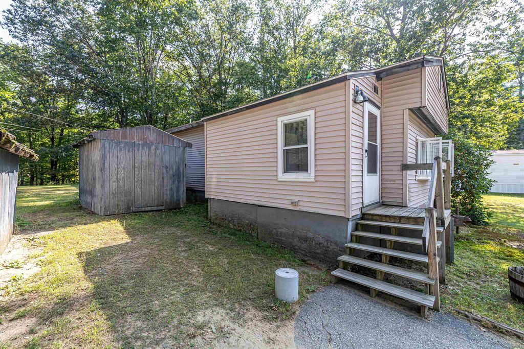 Photo of 19 Bailey Drive, Boscawen, NH 03303 (MLS # 5064563)