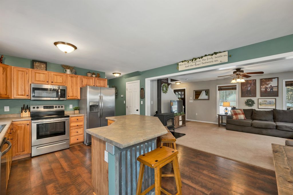 Photo of 95 Turnpike Road, Campton, NH 03223 (MLS # 5080658)