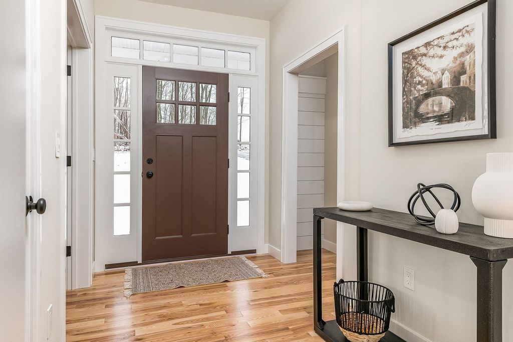 Photo of 4 Windsong Place, Stratham, NH 03885 (MLS # 5037559)