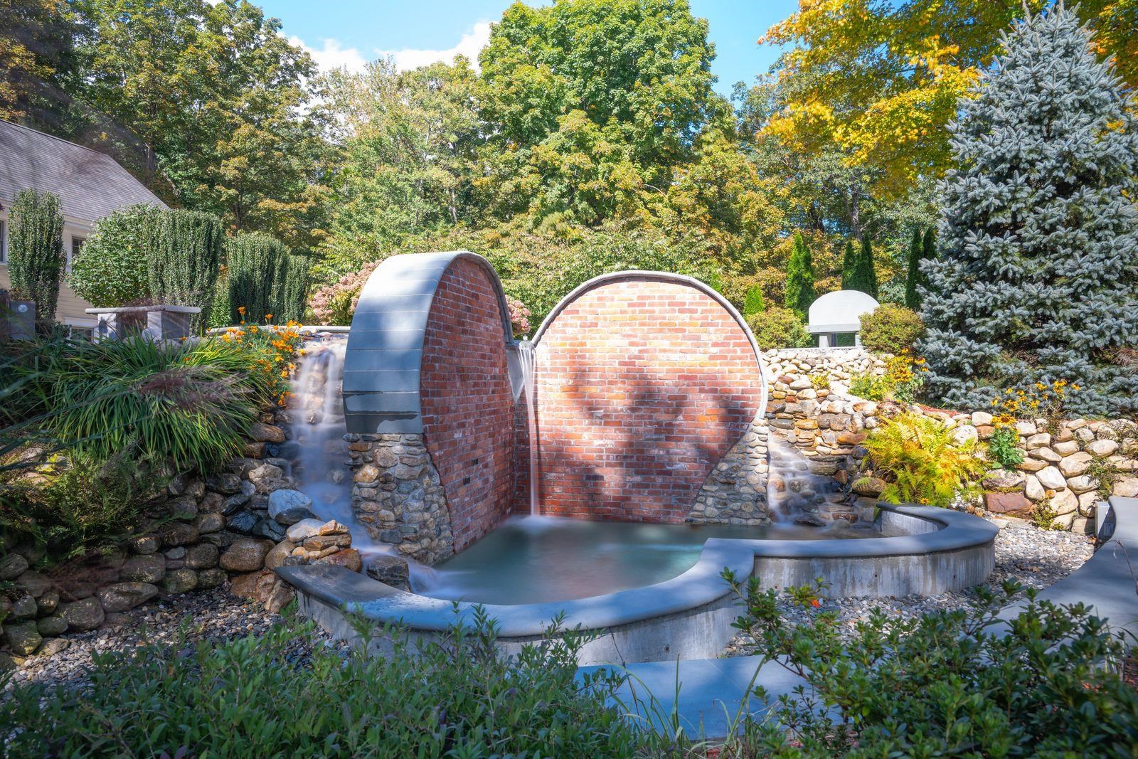 11 Cream Pot Hill Road