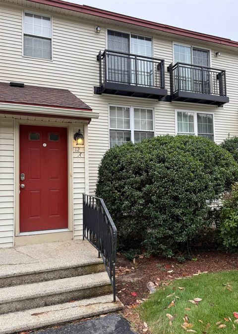 Photo of 12 East Ridge Road #A, Merrimack, NH 03054 (MLS # 5066346)