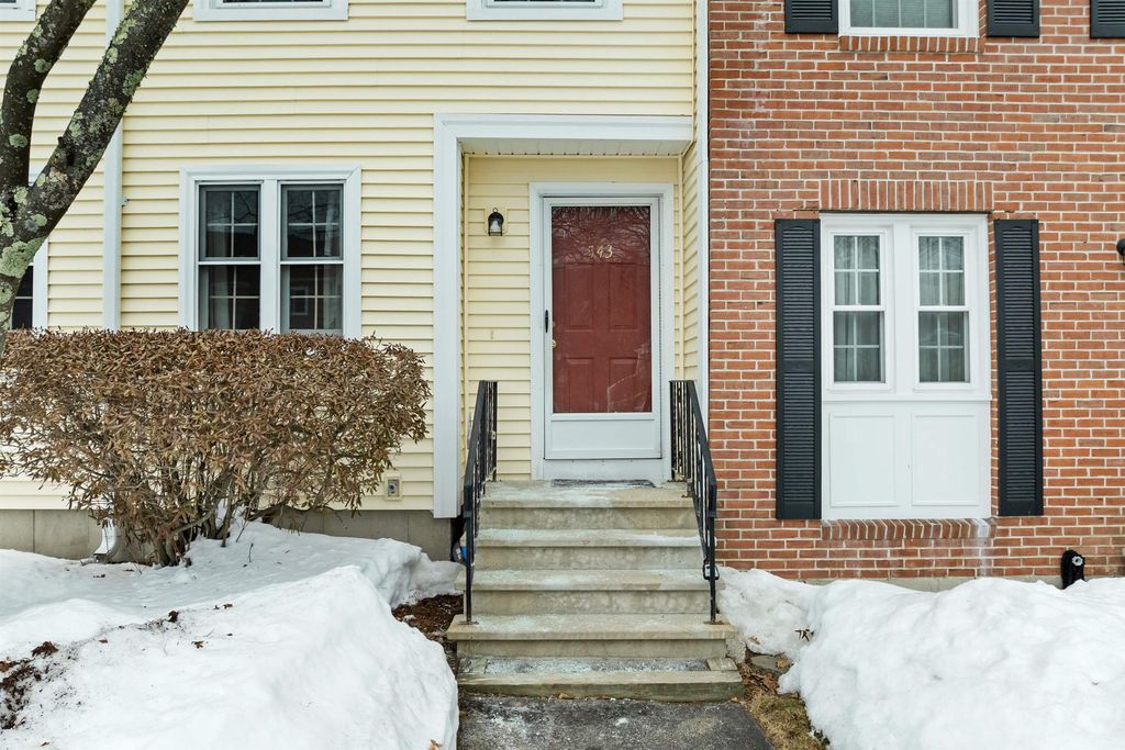 Photo of 543 Fox Hollow Way, Manchester, NH 03104 (MLS # 5078340)